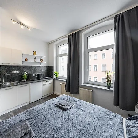 2g Lv 5-zimmer-apartment Hbf *