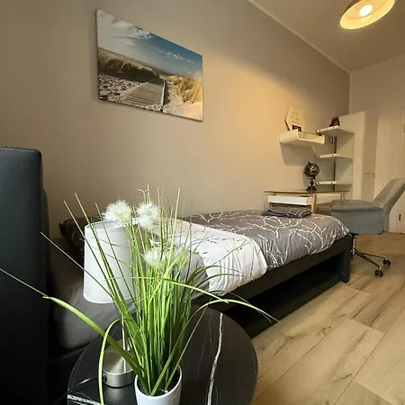 2g Lv 6-zimmer-apartment Hbf Apartament Halle (Saale)