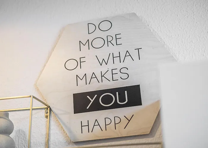 Apartment 2g Lv 6-zimmer-apartment Hbf Halle (Saale)