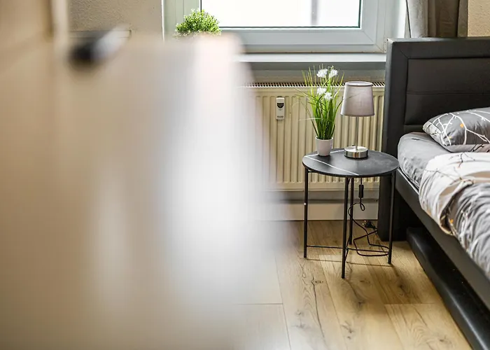 2g Lv 6-zimmer-apartment Hbf * Halle (Saale)