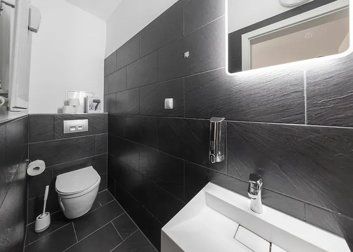 2g Lv 6-zimmer-apartment Hbf *